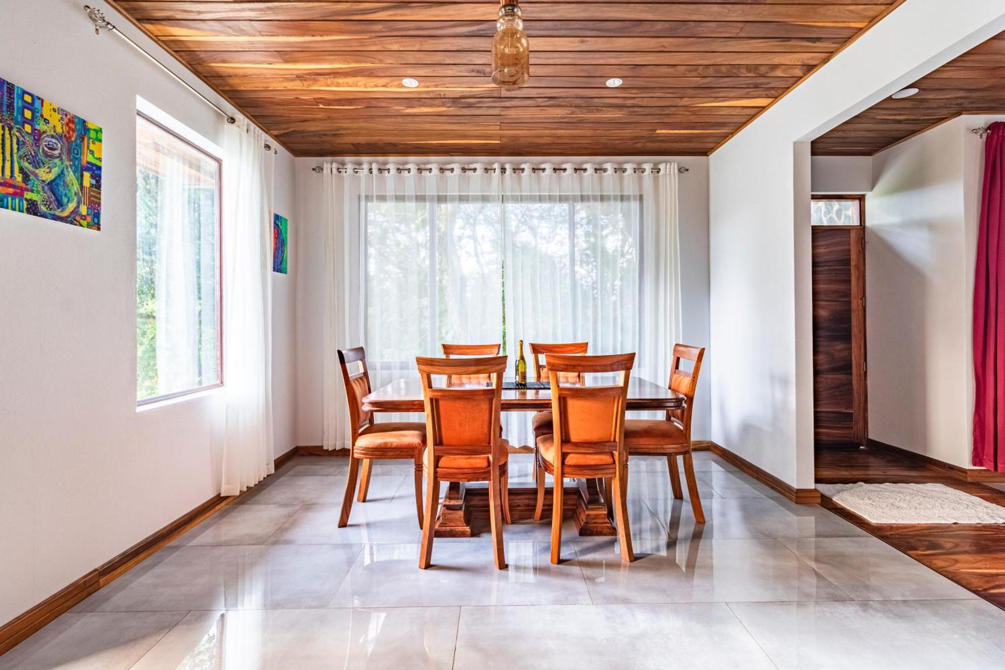 Cougar Monteverde Ngoại thất bức ảnh